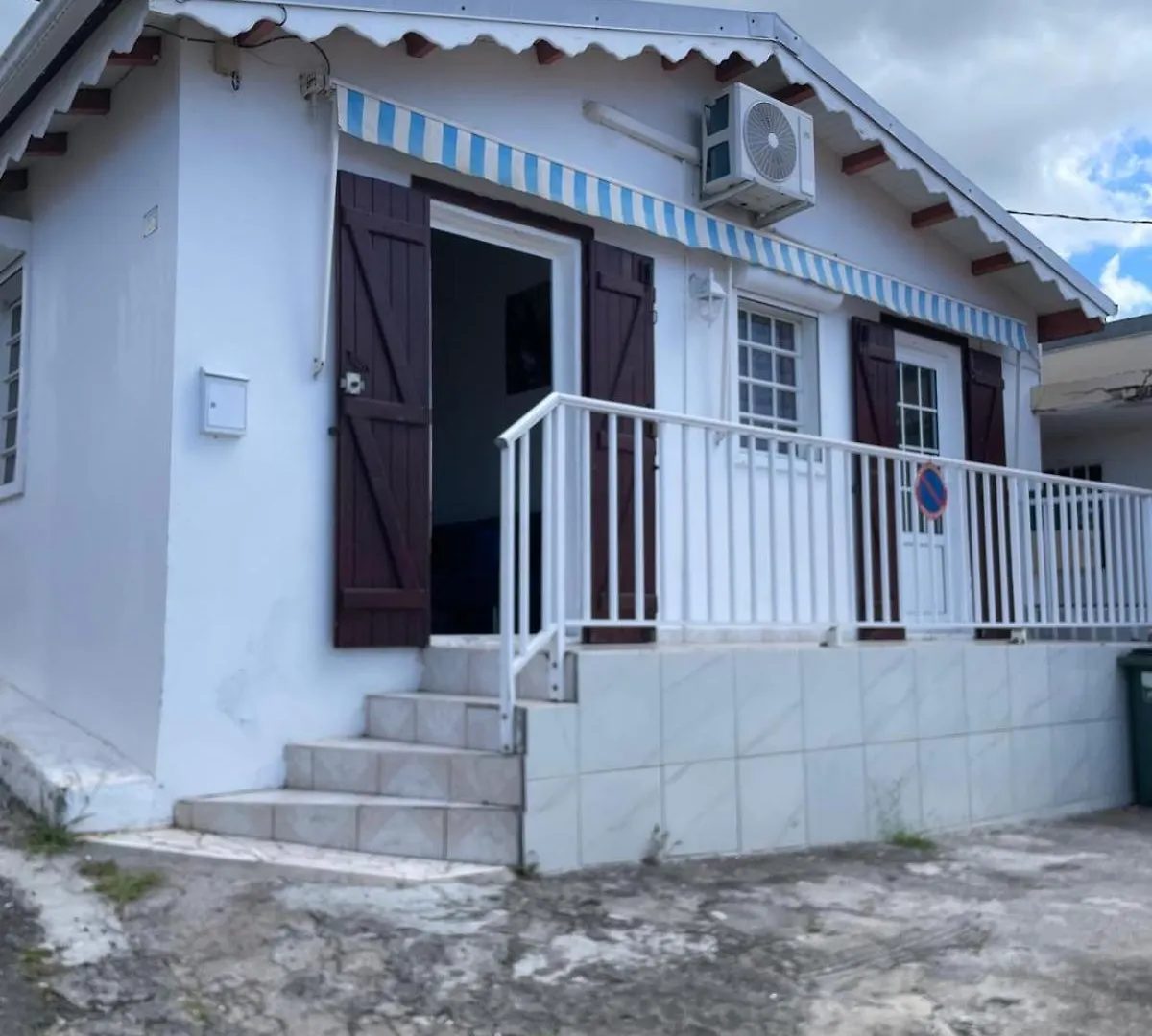Holiday home Maison Individuelle Vue Sur Mer Basse-Terre